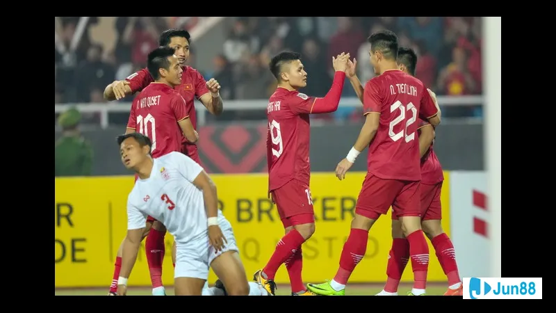 Cuộc đối đầu căng thẳng